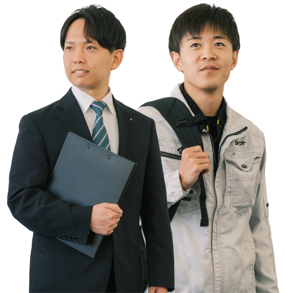 先輩社員から実務を学ぶ様子
