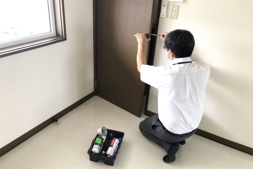 賃貸物件の退去後管理スタッフ